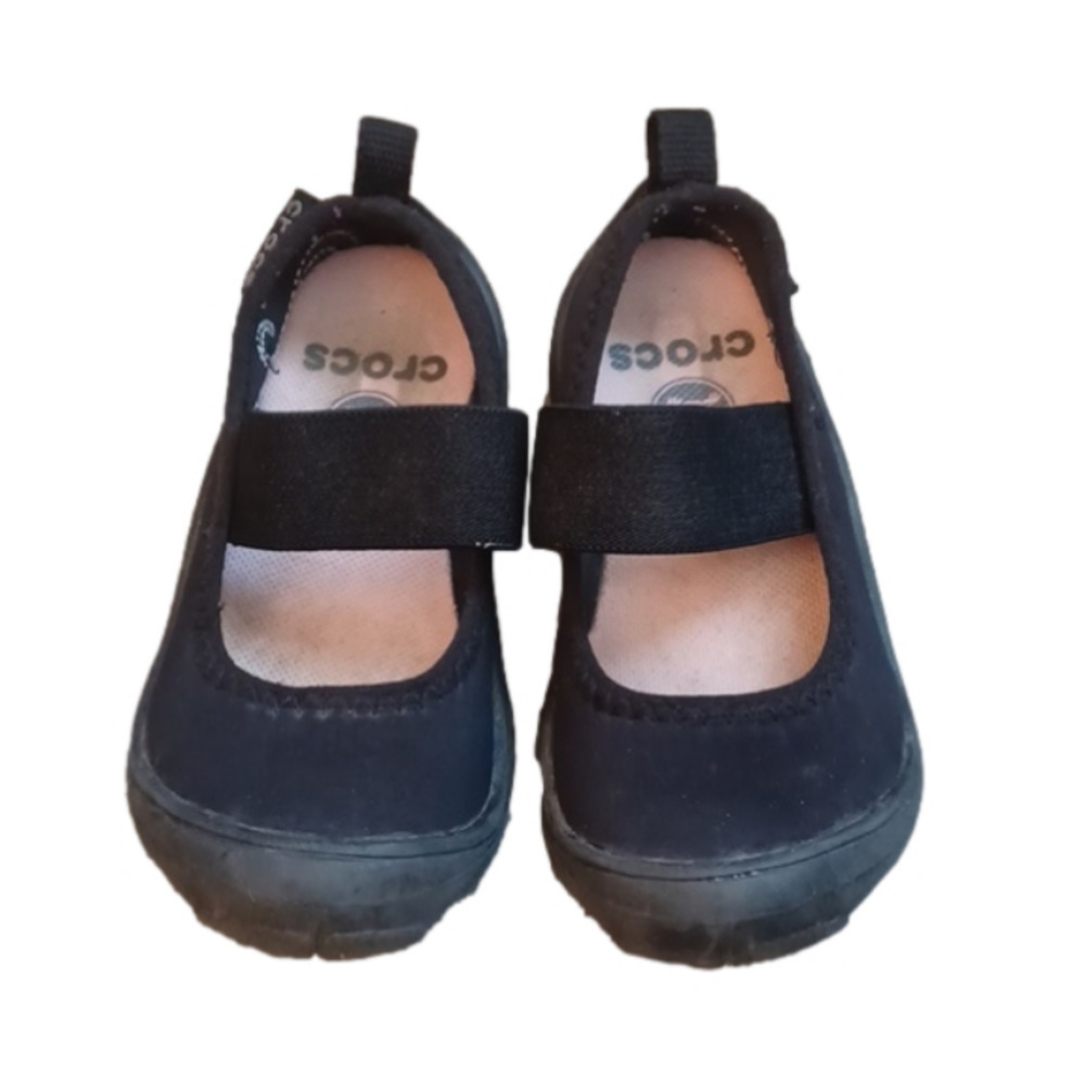 CROCS ballerina style toddler shoes size C6